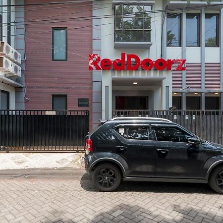 Reddoorz Near Grand City Mall 2 Surabaya Exterior foto