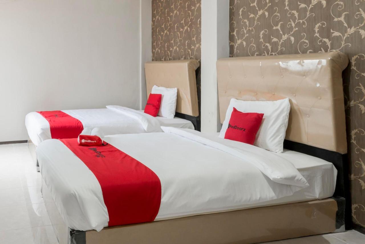 Reddoorz Near Grand City Mall 2 Surabaya Exterior foto